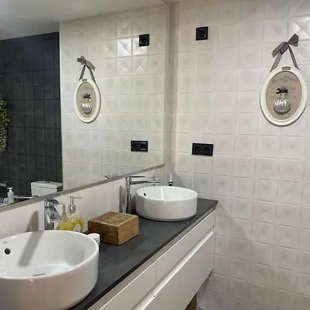 Precioso En El Centro De Lägenhet *