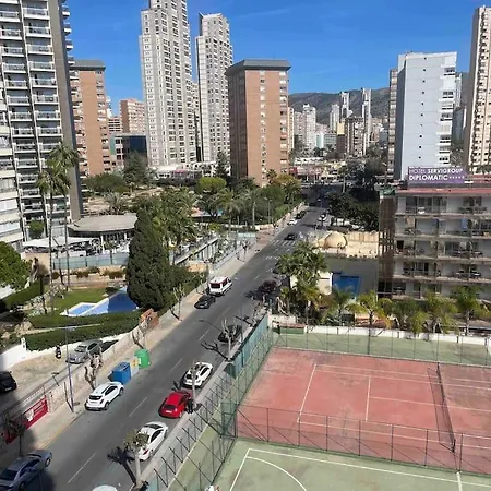 Precioso En El Centro De Lägenhet